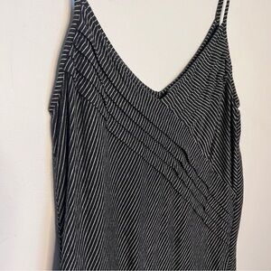Old Navy Black and White Striped Tank Top Size Small EUC